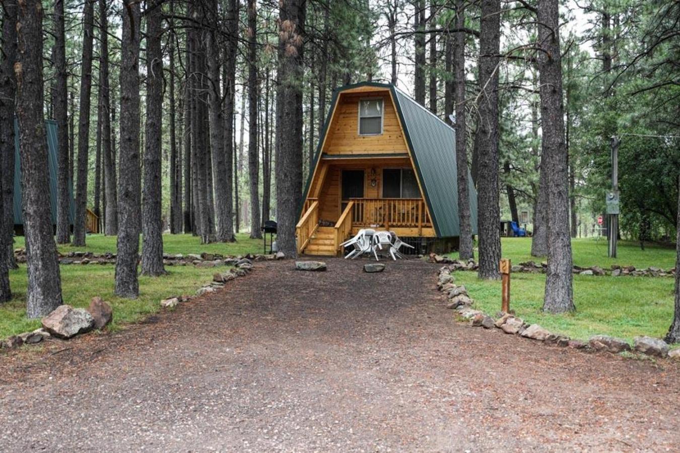 Rustic Cabin 2 - Two Bedroom Forest Lakes Estates Exterior photo
